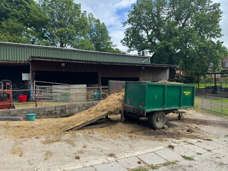 A farm building at Homewood School