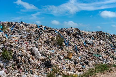 An image of a huge mound of rubbish.