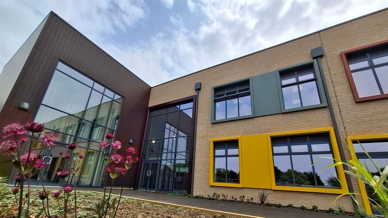 A landscape show of the new building at Teynham Parochial Church of England Primary School 