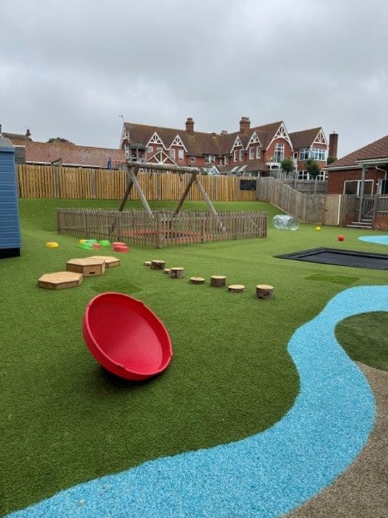 Stone Bay School outside grounds