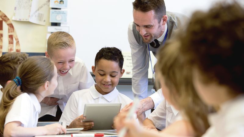 Teacher with pupils